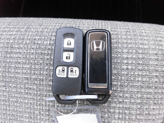 Hondaスマートキーシステムは携帯しているだけで施錠や解錠、エンジン始動もできる便利な機能です！
