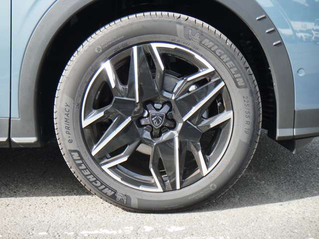 ご連絡はお問い合わせフォームよりお願い致します。　TEL011-807-8487