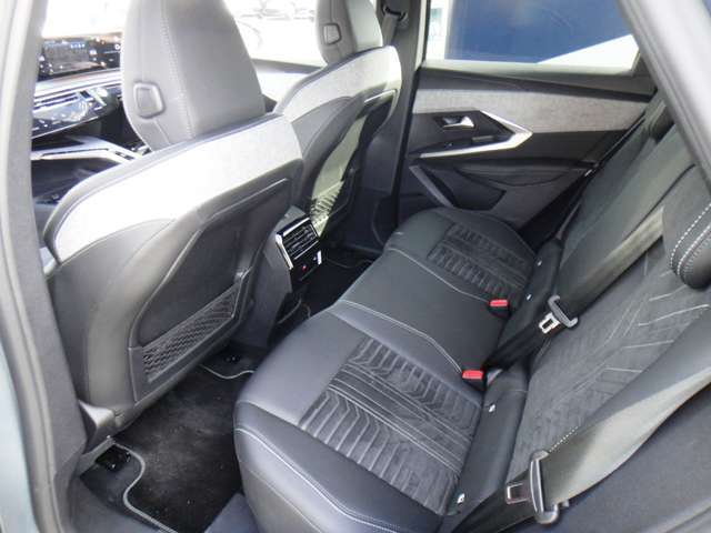 お車のことならなんでもご相談ください！販売から整備までお客様のご要望・ご不安点、一緒にご提案・サポートさせていただきます。