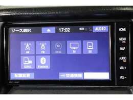 CD・DVD・SDオーディオ・Bluetoothオーディオ再生可能。SDカードへの音楽録音も可能。フルセグTV視聴可能。