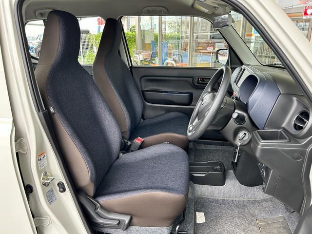 【フロントシート】座り心地の良いシートで買い物から通勤まで快適☆