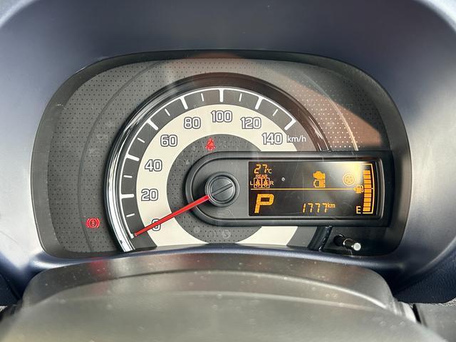 【メーター】シンプルなスピードメーターが見やすいです！インフォメーションディスプレイも付いてます☆