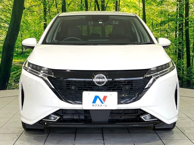 弊社では、全車『修復歴なし』のお車のみ取り扱っております。専任バイヤーによる厳選した仕入れの後、入庫後の車両チェックを行い、ネクステージが認定した高品質な中古車をご提供しております。