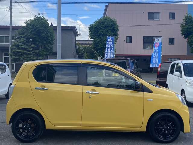 当社の販売車両は第三者機関のプロのJAAA鑑定士（日本自動車鑑定協会)が販売中古車をしっかり鑑定をし鑑定内容を表記していますのでクルマの品質がとても分かりやすくなっています。
