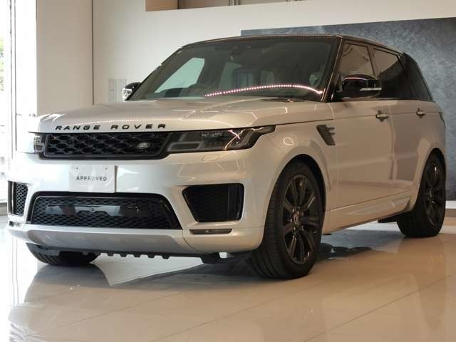 公式LINEを使用したオンライン商談も好評いただいています！担当者の顔を見ながら、まるで目の前に実車があるような感覚で高画質ビデオ通話による商談が可能です。