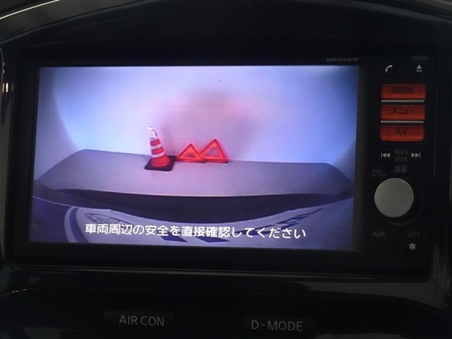 バックカメラを装備しています、車庫入れもラクラクです。