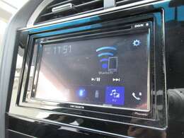■お車の特徴その1■Bluetooth機能付き社外ディスプレイオーディオ！
