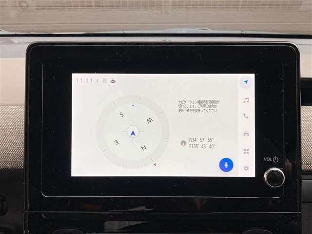ディスプレイオーディオを装備。スマホとクルマをつなぐことで、これまでのナビに加えて、いろんなサービスが楽しめます。