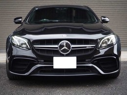 アクセルを踏み込むと、期待以上の加速を発揮するモデルの為、どうしてもフロント部に小さな飛び石傷が入ります。高出力モデルにとってはそれが勲章的なものであります