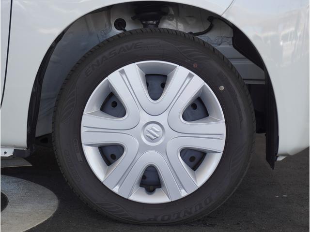【ホイールキャップ】車に良く似合う純正ホイールキャップが装備されています。ノーマルタイヤ、スタッドレスタイヤもスズキ自販島根にお任せください。