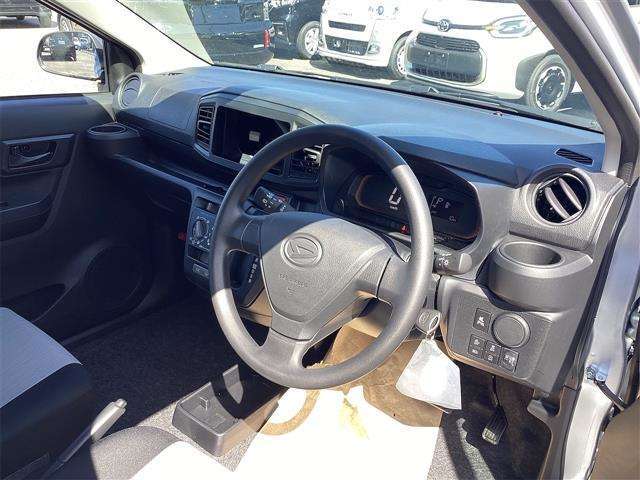 ■□■□■ アフターサービスも安心！！ 自社整備工場・自社鈑金工場・積載車を完備しておりますので、お客様のご購入後も手厚くサポートいたします！！ ■□■□■