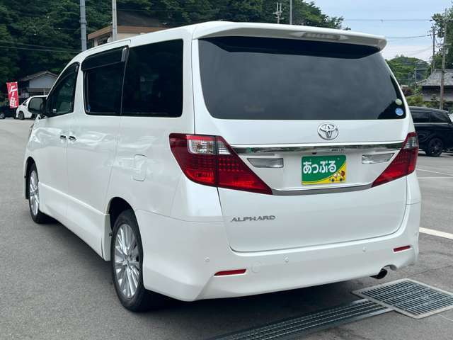 中古車選びで不安な故障リスク。もしもの時も安心な保証（ロードサービス無料走行距離無制限・1～5年・395項目の部品）をご用意しております。故障率の高い電装部品から先進のハイブリッド機構も保証！