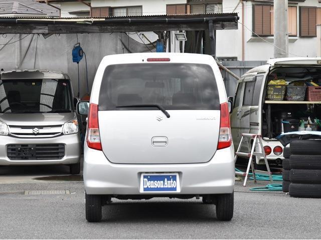 ディーラー基準のしっかりと整備を行ってからのお渡しとなります。安全で安心の快適ドライブをご提供しております。