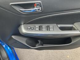 パワーウインドウスイッチです。