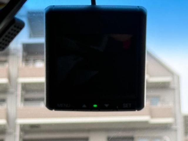 国産車から輸入車まで多様なお客様のニーズのお応えできるように、全国規模で豊富な在庫展開！車のことならWECARSへ！