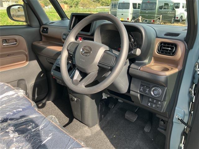 【比較検討しやすい環境】オールメーカー取り扱いだからこそ、ファミリーの展示場内で比較検討が可能です♪ 試乗車もご用意しておりますので乗り比べもいいですね！