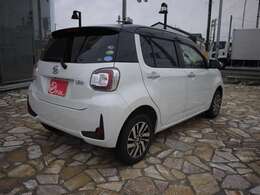 国道7号線沿いさくら野さんに曲がる交差点角☆向かいには『ガストさん』、『すき家さん』もあります☆