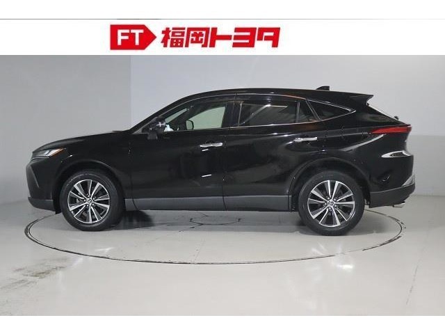 トヨタ認定中古車、評価4相当。キズ、へこみが少なく全体的に良好です。