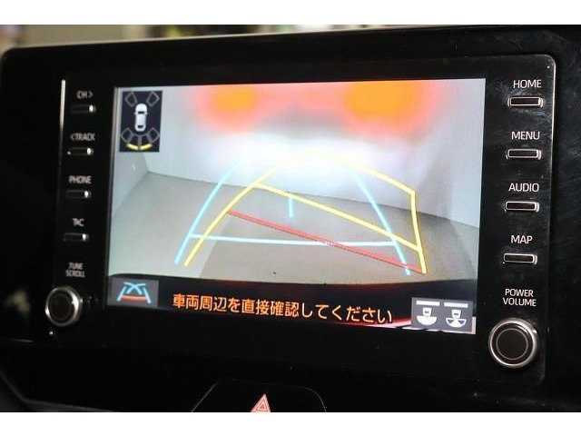 ガイド付きバックモニター！　ハンドルを切るとラインも曲がって表示され、進行方向の目安となり安心です。