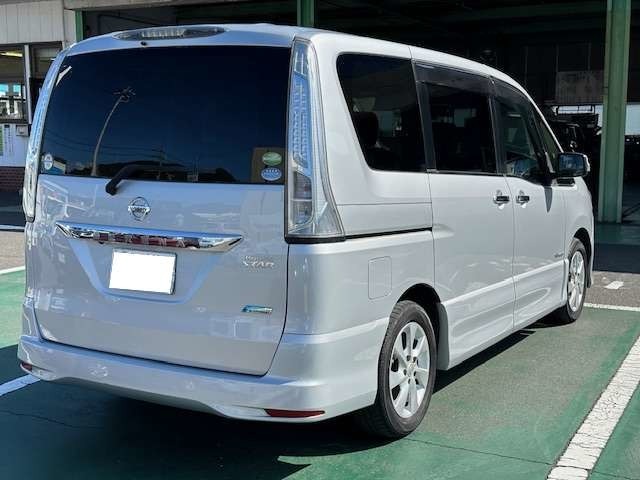 指定整備工場ですので、車検・点検・オイル交換等、ご購入後の大切な愛車のメンテナンスもしっかりサポート致します！