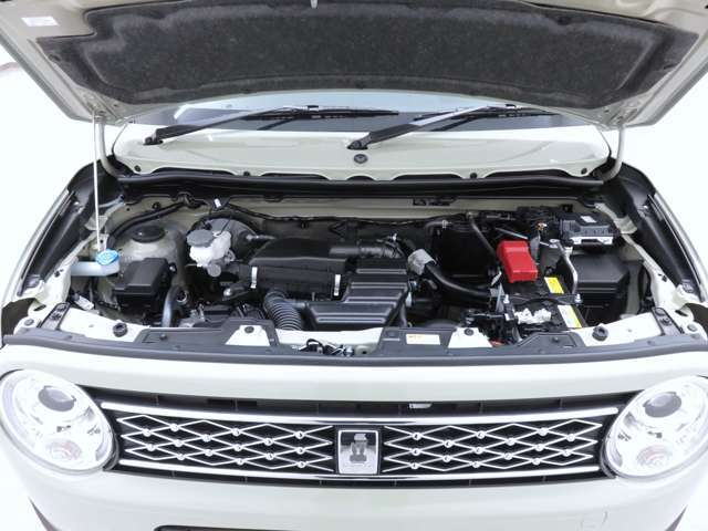 定期点検や車検、日常のメンテナンスも、どうぞ当社の整備工場にお任せください。