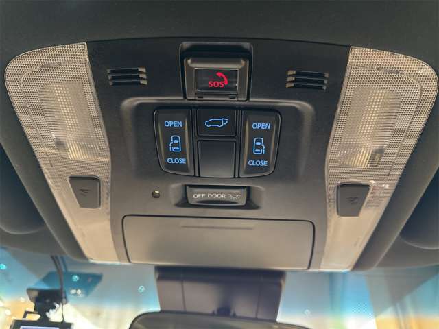 両側パワースライドドア♪パワーバックドア♪