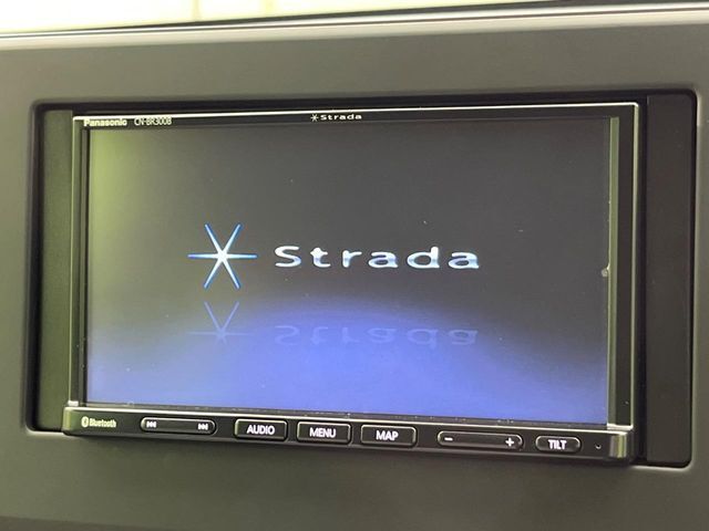 【ナビゲーション】使いやすいナビで目的地までしっかり案内してくれます。各種オーディオ再生機能も充実しており、お車の運転がさらに楽しくなります！！
