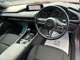 各種装備ございますので是非一度ご来店いただいて現車のご確認お願いいたします