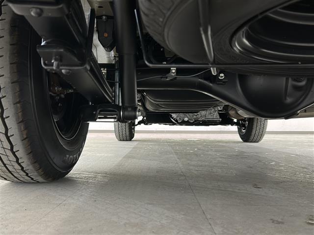 別途オプションにてガラスコーティング、アンダーコート、ナビ、ETCなど、その他のパーツの取付もお任せください！お客様のお好みの仕様にカスタムできます！お見積もりなどぜひご相談ください！！