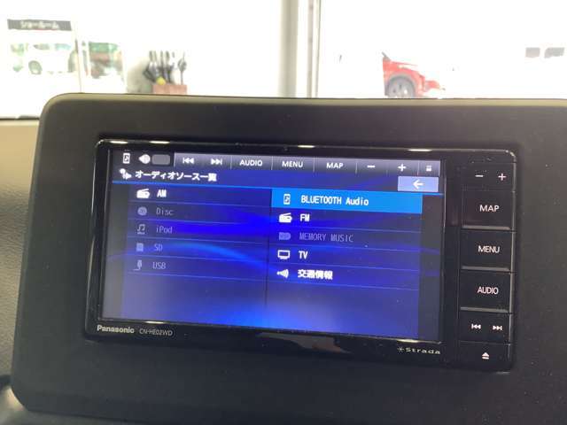 フルセグTV・ラジオ・BLUETOOTHオーディオなどの音響をお楽しみ頂けます。