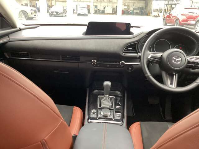 ★MAZDAディーラー取扱車だからこそ、MAZDA車のことをいろいろ知っています！★遠方だから・・・と諦める前にまずはご相談下さい。今やお車もインターネットで買う時代です。