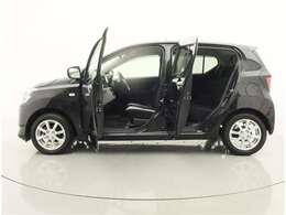 岐阜トヨペットの展示車は、不安が消える、安心が見える、3つの安心を備えています1まるごとクリーニング2トヨタ認定検査員による車両検査証明書付3メーカー年式問わず1年間の無料保証付