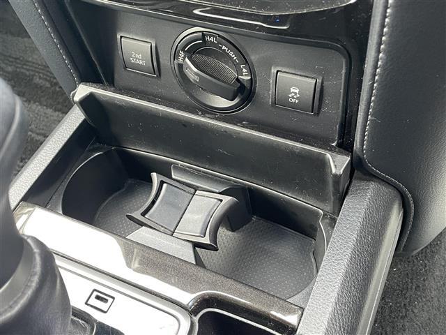 店舗にて現車の確認もいただけますので、お電話で在庫のご確認の上是非ご来店くださいませ！！！