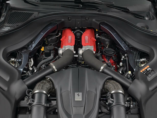 V8ツインターボエンジンを搭載。ダイレクトなレスポンスを楽しめ、扱いやすいエンジンです。炸裂するパワーはターボエンジンならではです。ぜひとも体感してください。