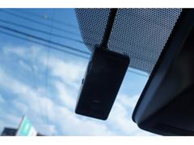 トヨタセーフティーセンス 純正ナビ　フルセグTV バックカメラ　　シートヒーター　ETC　ドライブレコーダー　Bluetooth接続　DVD再生　保証1年