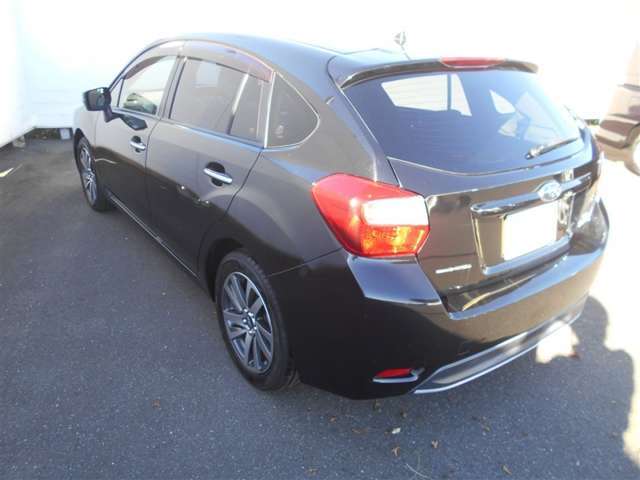 当店おすすめのボディーコーティングはいかがでしょうか！？　3年間ノーワックス仕様で、洗車は水洗いでOKです(^^♪