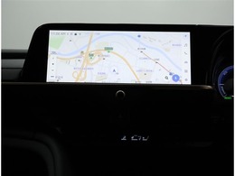 純正メーカーナビ12.3インチ装備！これさえあればもう道に迷わないですみますね♪