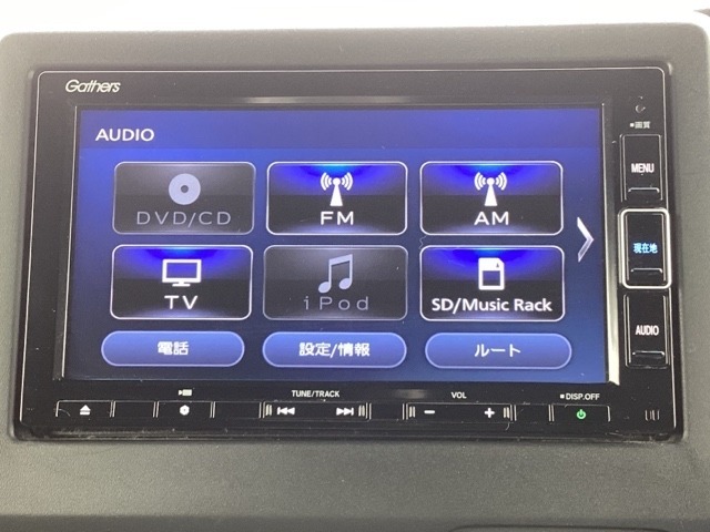 AVメニューはご覧の通り、様々なコンテンツに対応、ドライブを楽しく演出できます。詳しくはスタッフへお尋ねください