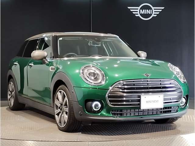 気密性の高いMINIは外観のかわいらしさとは裏腹に、外の雑音を遮り、高級感のある快適なドライブをお楽しみいただけます