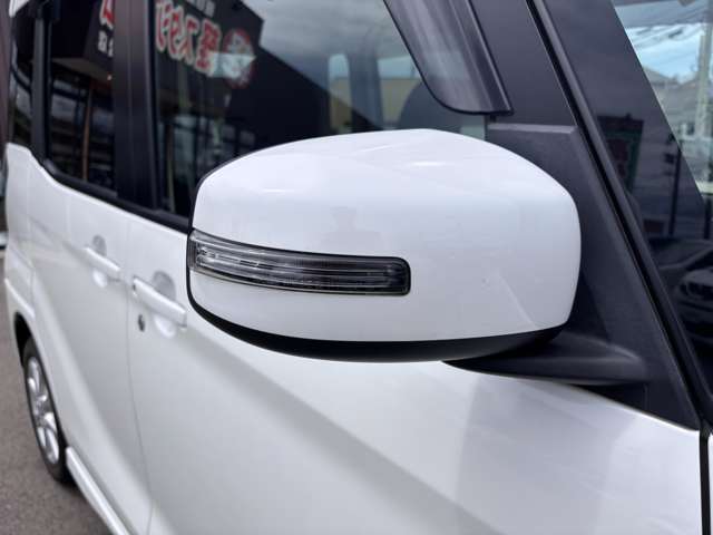 【　電動ミラー　】ドライバーの目線に合わせ、ミラーの上下左右調整が可能です♪