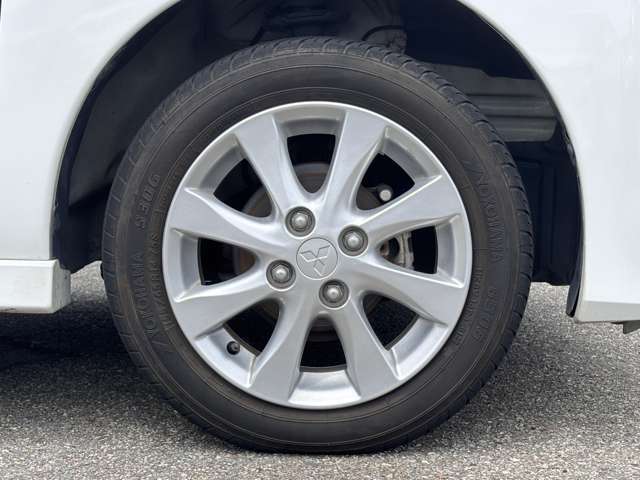 様々なメーカーのタイヤ、アルミホイールを取り扱っております！もちろんスタッドレスタイヤも格安でご提供可能！！