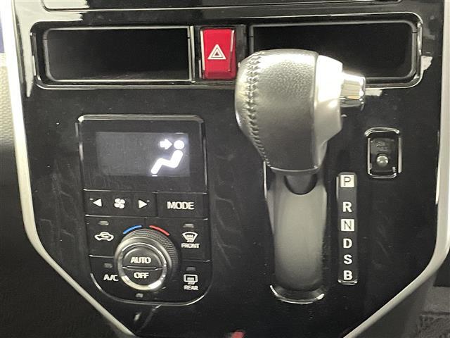 【シフトレバー】シフトも操作しやすく快適なドライブを楽しんでいただけます！