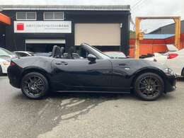 ナビゲーション・オーディオ・ETC取付、交換など各種オプション承ります。　詳しくはスタッフにお尋ねください。