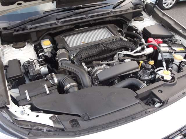 ★車検整備付！走行27848KM！★エンジンもキレイです！自社工場で車検点検整備して納車になります！保証も付いて安心ですね！