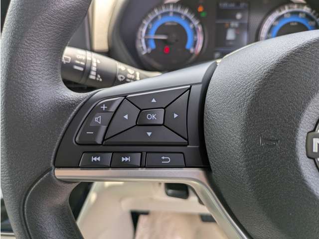 ☆ご掲載中の車両に関して☆　気になる点や知りたいことがあればお気軽にお問い合わせ・お電話くだいませ！すぐに詳しい営業のスタッフから詳しいお話を致します！
