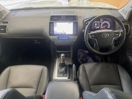 グループ総在庫数約30，000台！！全国の系列店からメーカー・車種問わずご紹介出来るので、あなたにピッタリのお車が見つかるはずです♪まずはお問い合わせ下さい☆