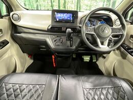 レンタアップ　グループ総在庫数約30，000台！！全国の系列店からメーカー・車種問わずご紹介出来るので、あなたにピッタリのお車が見つかるはずです♪まずはお問い合わせ下さい☆