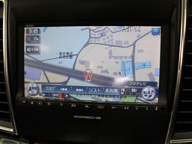 ナビゲーションは純正ナビになります。地デジ・DVD再生・ミュージックサーバーなど多機能なナビです。当社ではドラレコ取付等も行っております。詳細は担当者まで！