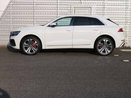 全車両に標準装備の純正アルミホイールは、純正ならではのバランスの良いデザインと、走行安定性をお楽しみ頂けます。