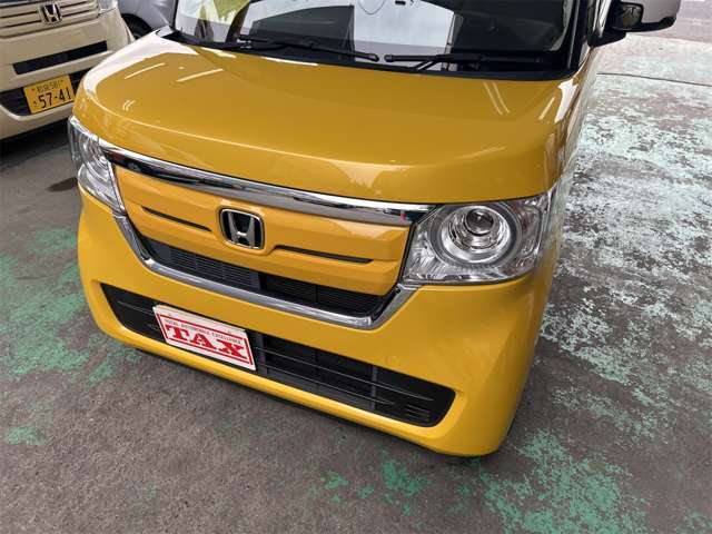 オークション鑑定書を見ながら修復歴の箇所やキズの箇所のご説明、中古車の不安を解消し安心してお車を選んで頂けます♪